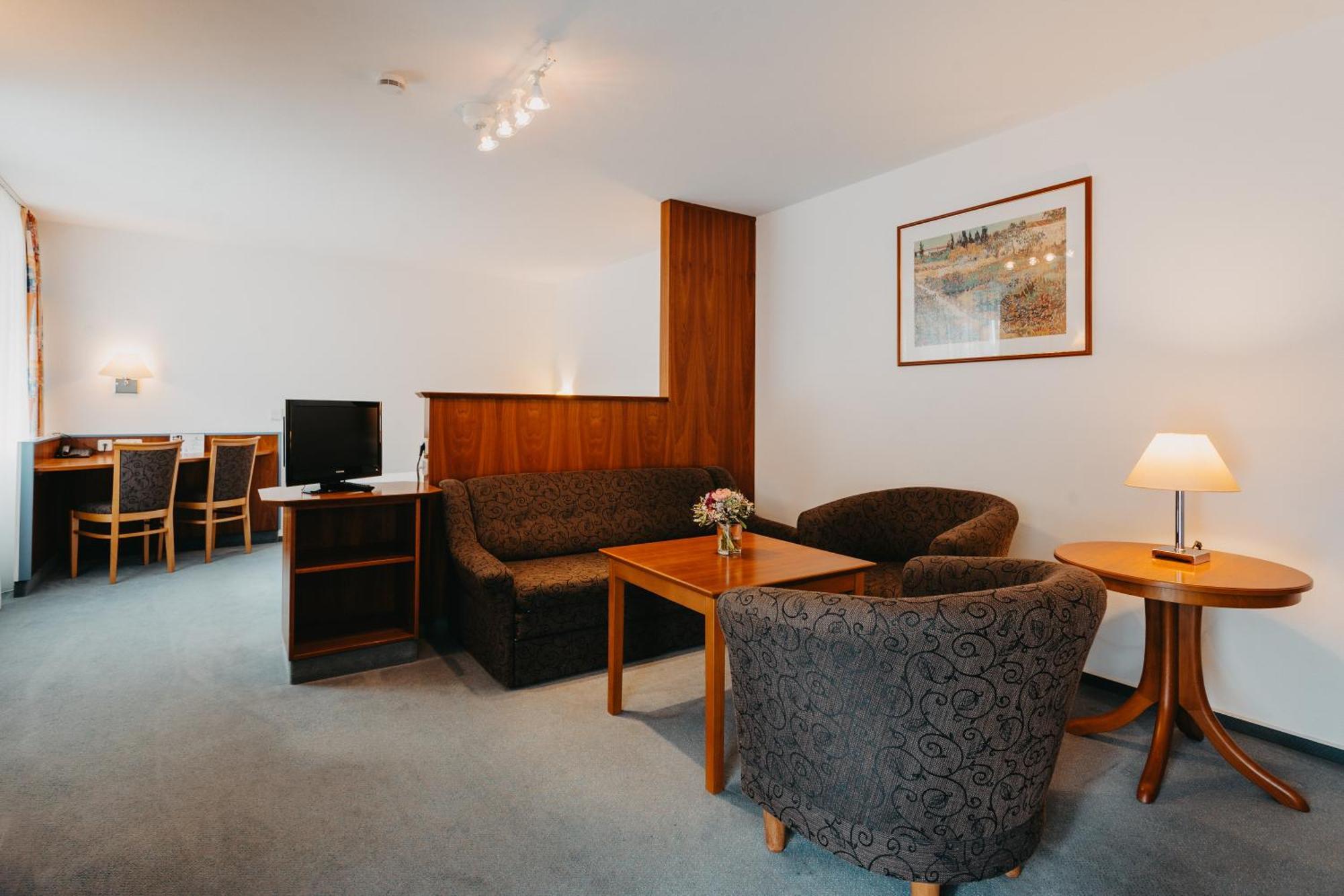 Hirschenwirt Hotell Eichstätt Exteriör bild