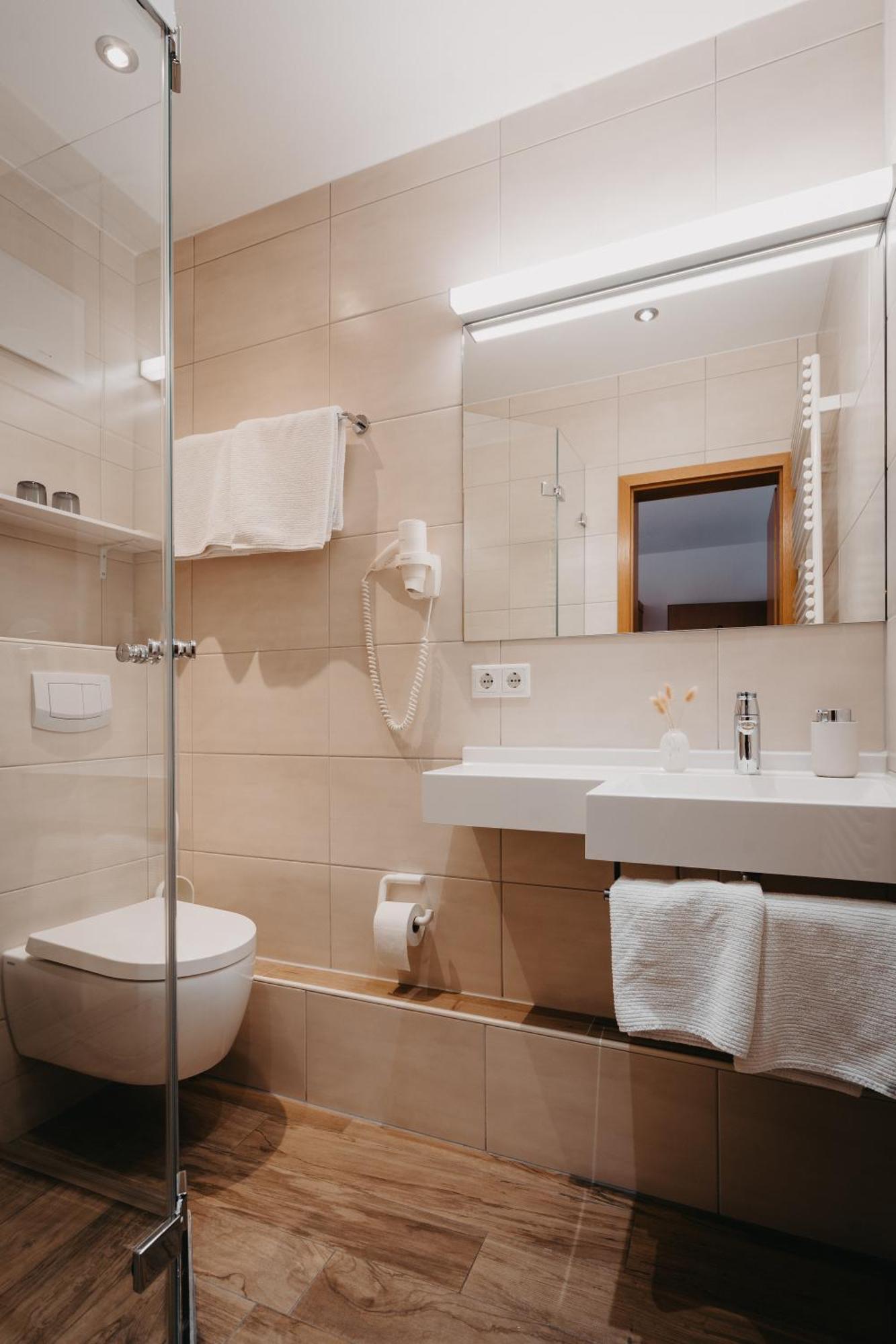 Hirschenwirt Hotell Eichstätt Exteriör bild